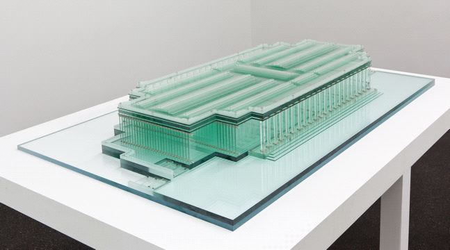 Carlos Garaicoa, Wer im Glashaus sitzt...